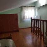 Schinas Apts. * Tolofón