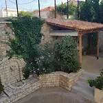 Schinas Apts. Tolofón