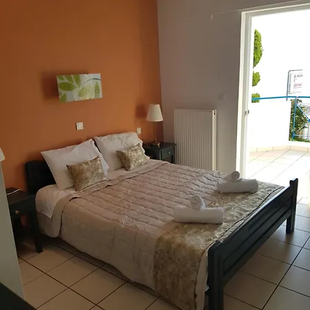 아파트 Schinas Apts. Tolofón