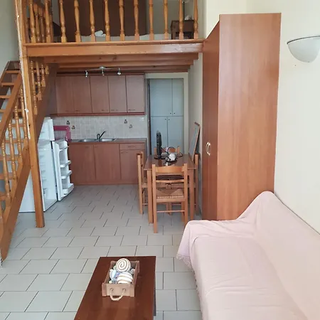 Schinas Apts. Tolofón