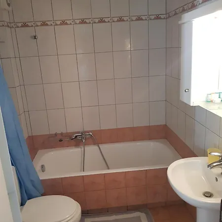 Schinas Apts. Apartment Tolofon