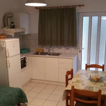 Schinas Apts. Apartment Tolofon