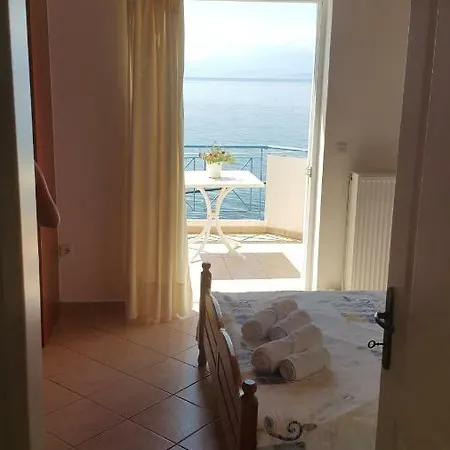 Schinas Apts. 아파트